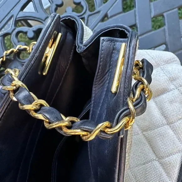 Chanel canvas and leather bag - Picture 14 of 16